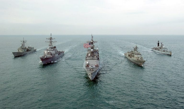 Navios EUA Golfo Pérsico