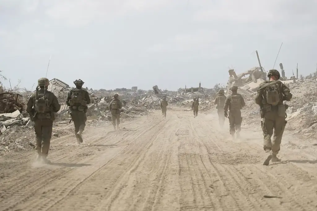 Soldados israelenses da Brigada Givati em operação em julho de 2025. (Foto: IDF Spokesperson's Unit / Wikimedia Commons)