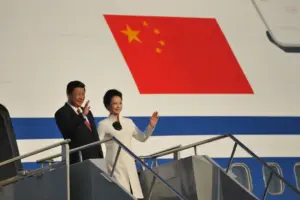 O presidente chinês, Xi Jinping, e a primeira-dama Peng Liyuan. (Foto: APEC 2013 / Flickr)