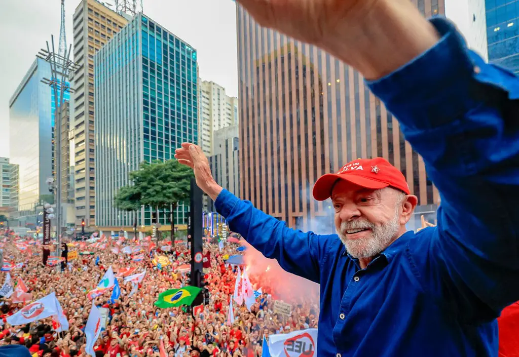 24.10.2026 - Presidente da República, Luiz Inácio Lula da Silva, durante ato de campanha no Rio de Janeiro: o evento "Lula em São Paulo: O Brasil Pronto Pra Mais", realizado na Avenida Paulista, São Paulo (SP). (Foto: Ricardo Stuckert / Lula Oficial)